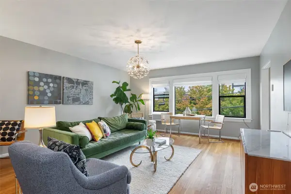 1136 13th Avenue Avenue #305, Seattle, WA 98122