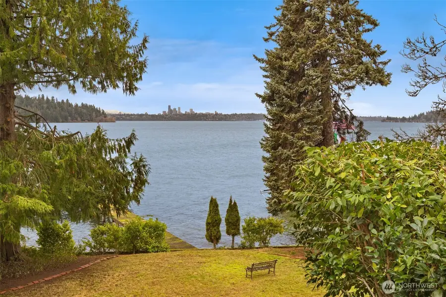 5265 West Mercer Way, Mercer Island, WA 98040 - Image #3
