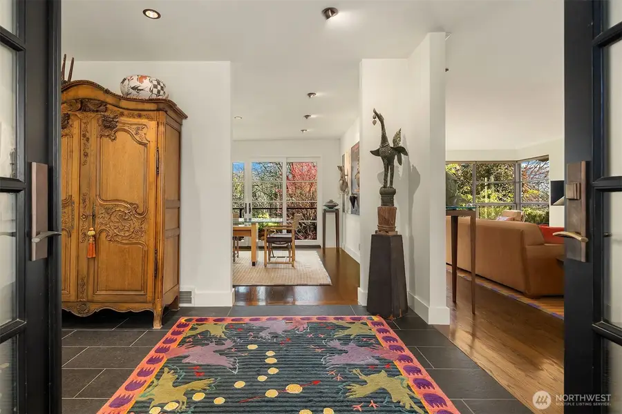 1561 Magnolia Boulevard W, Seattle, WA 98199 - #2