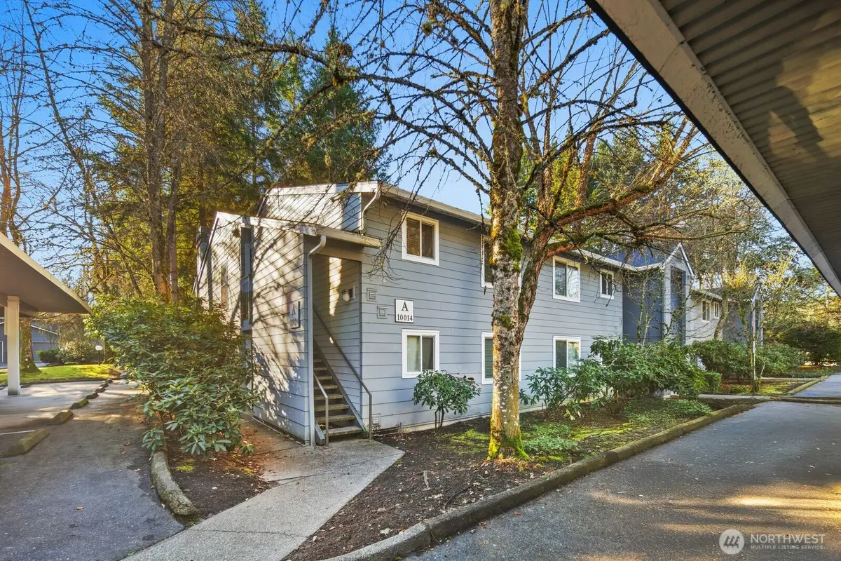10014 NE 127th Place #A201, Kirkland, WA 98034 - Image #1