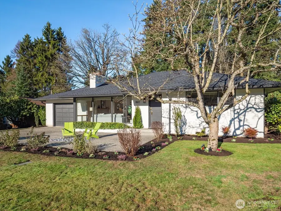 8611 Holly Lane, Edmonds, WA 98026 - Image #3