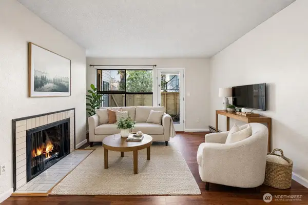 2520 S 317th Street #103, Federal Way, WA 98003