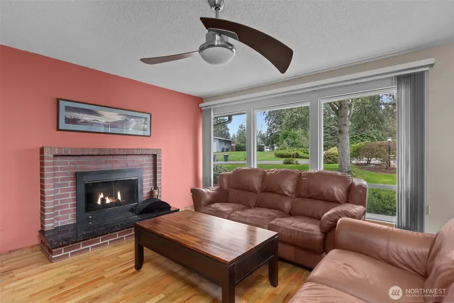 4901 66th Avenue W, University Place, WA 98467 - Image #2