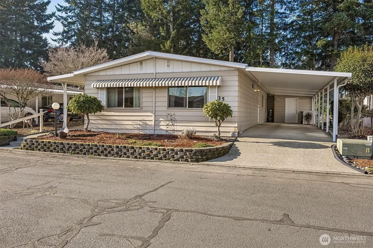 201 Union Avenue Se #35, Renton, WA 98059 - #1