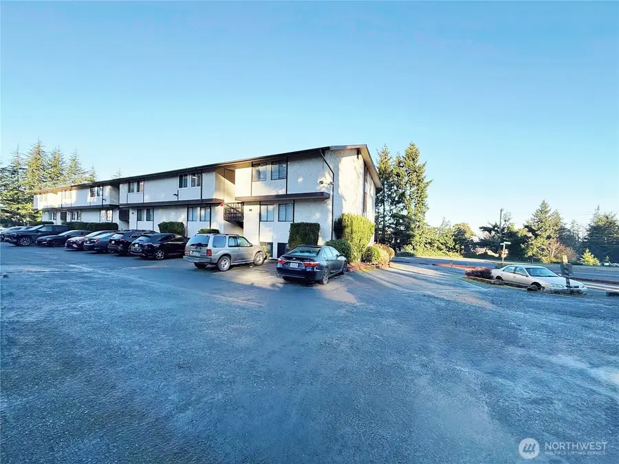 3513 S 160th Street #B4, Seatac, WA 98188 - Image #2