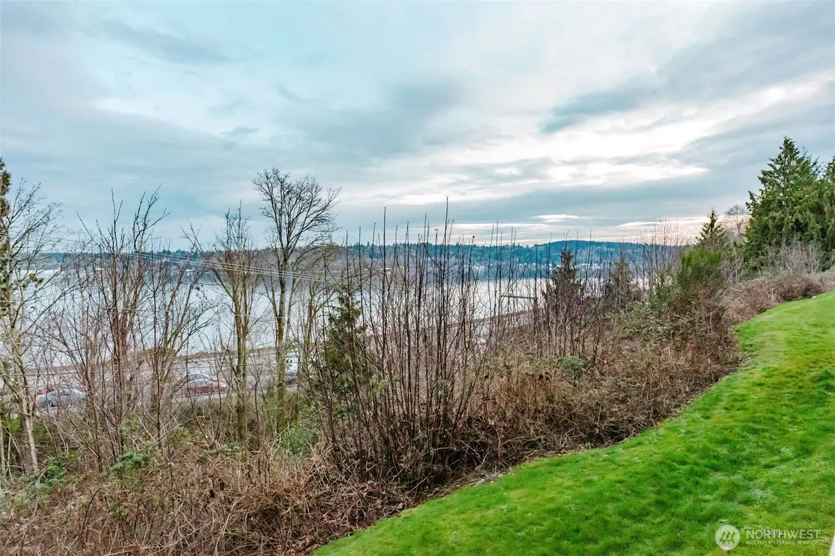 1700 W Sunn Fjord #L103, Bremerton, WA 98312 - #1