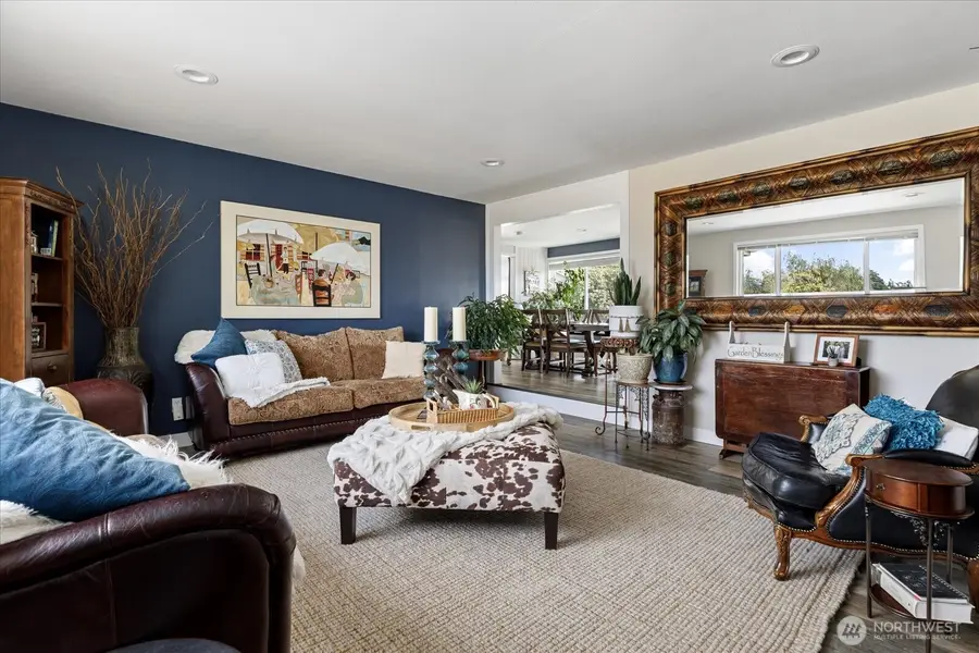 750 SW Thornberry Drive, Oak Harbor, WA 98277 - #3