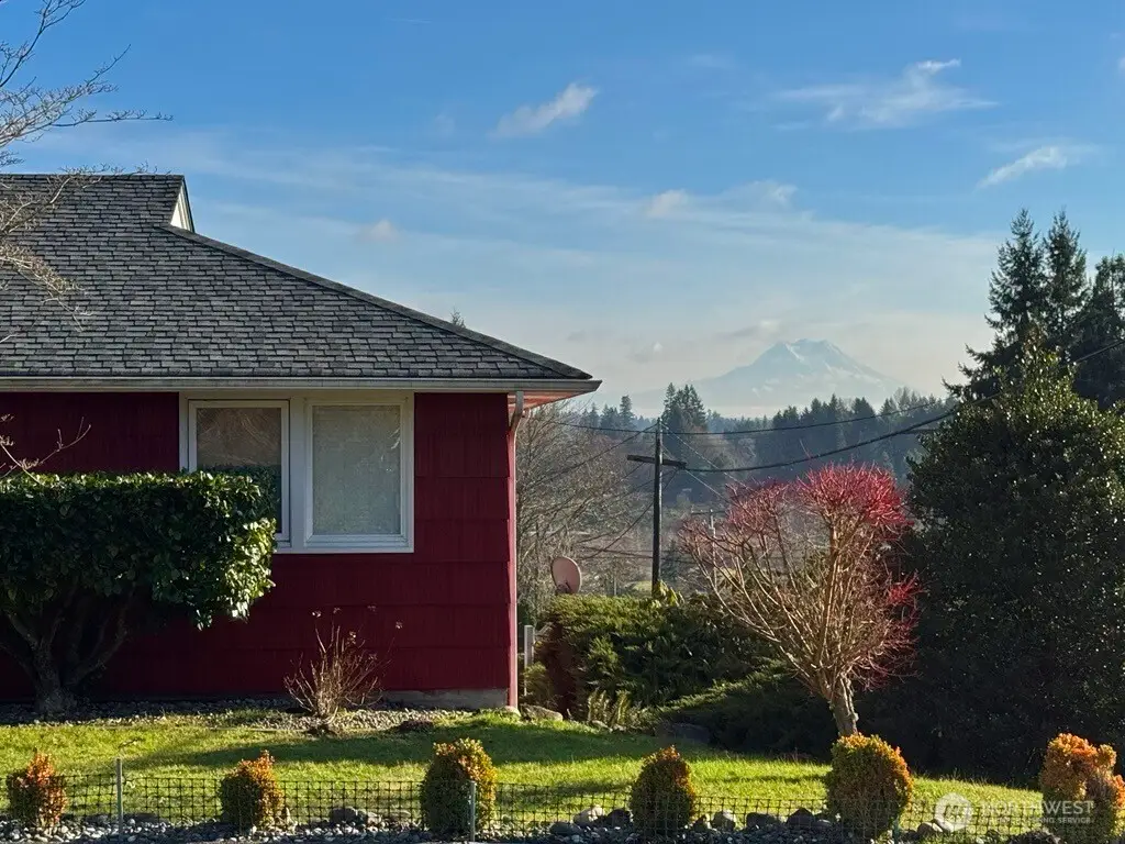 524 4th Avenue Sw, Tumwater, WA 98512 - #1