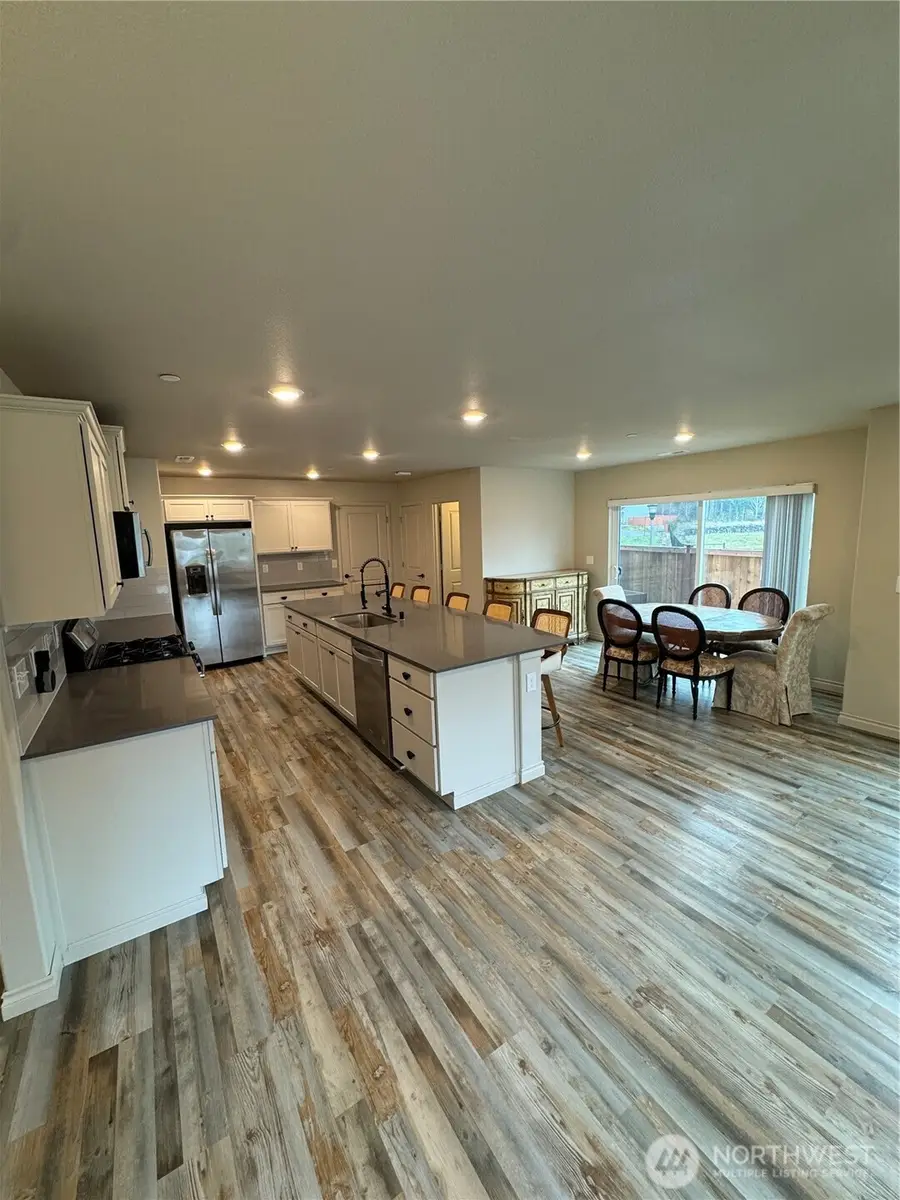 3572 Hoffman Hill Boulevard, Dupont, WA 98327 - Image #3