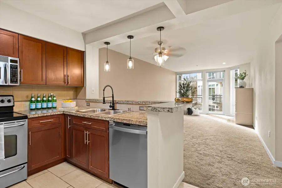 211 Kirkland Ave #415, Kirkland, WA 98033 - #2