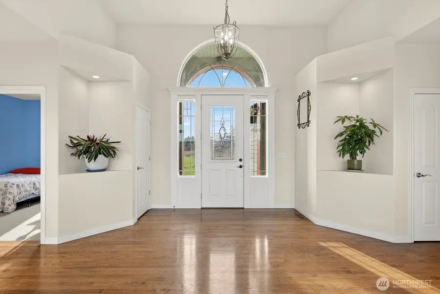 120 W Crescent Harbor Road, Oak Harbor, WA 98277 - #3