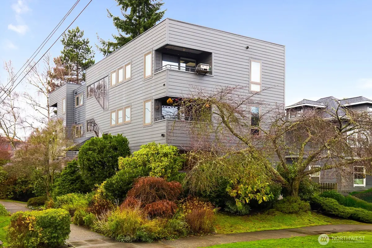 2101 Nob Hill Avenue N #1B, Seattle, WA 98109 - #1
