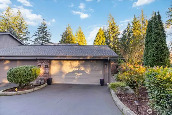 112 141st Place Ne #10B, Bellevue, WA 98007