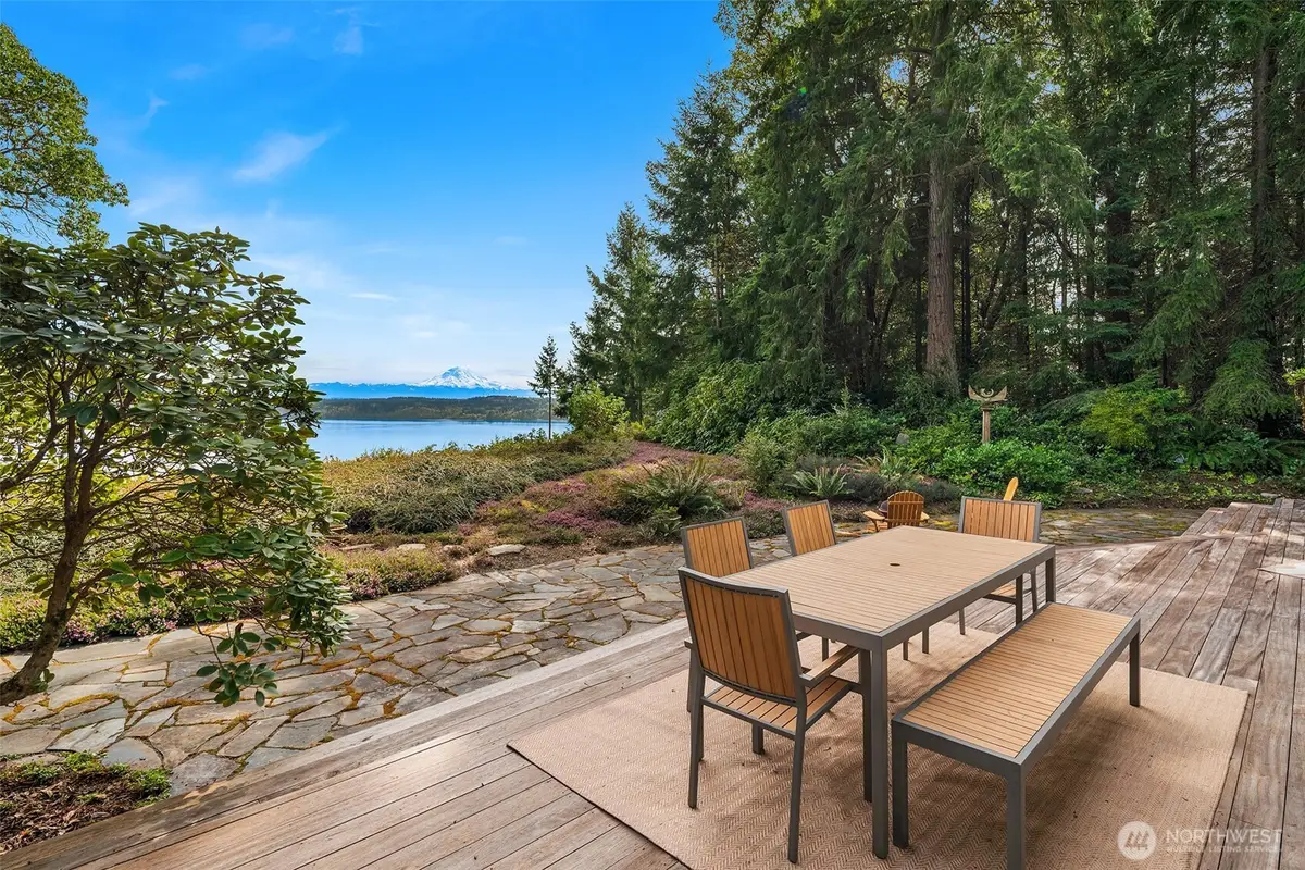 28302 97th Avenue Sw, Vashon, WA 98070 - #1