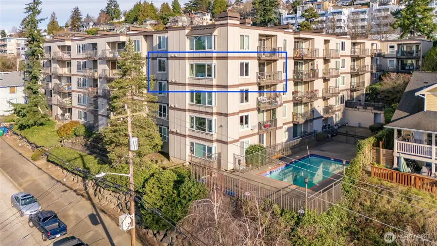 2253 Gilman Drive W #406, Seattle, WA 98119 - #3