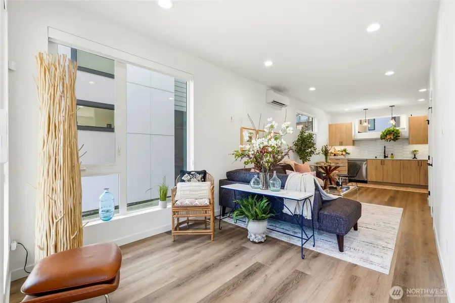 8751 14th Avenue Nw #G, Seattle, WA 98117 - Image #3