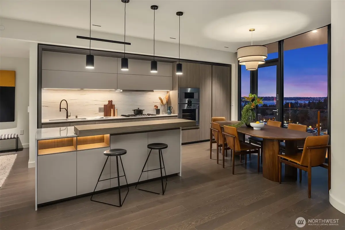 838 Avenue Square Ne #1403, Bellevue, WA 98004 - #1