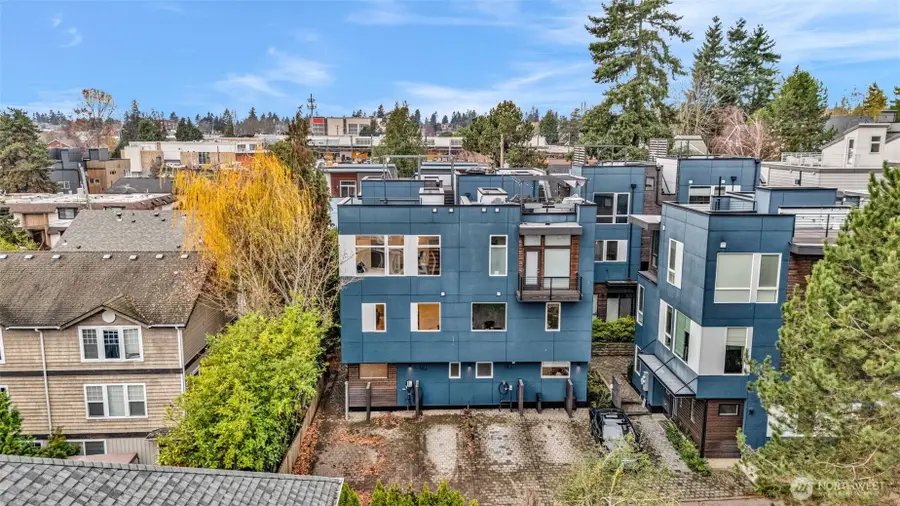 9732 Woodlawn Avenue N #A, Seattle, WA 98103 - Image #2