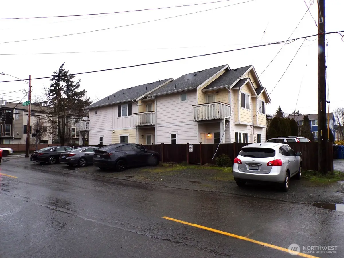 501 N 105th Street #A,B&C, Seattle, WA 98133 - Image #1