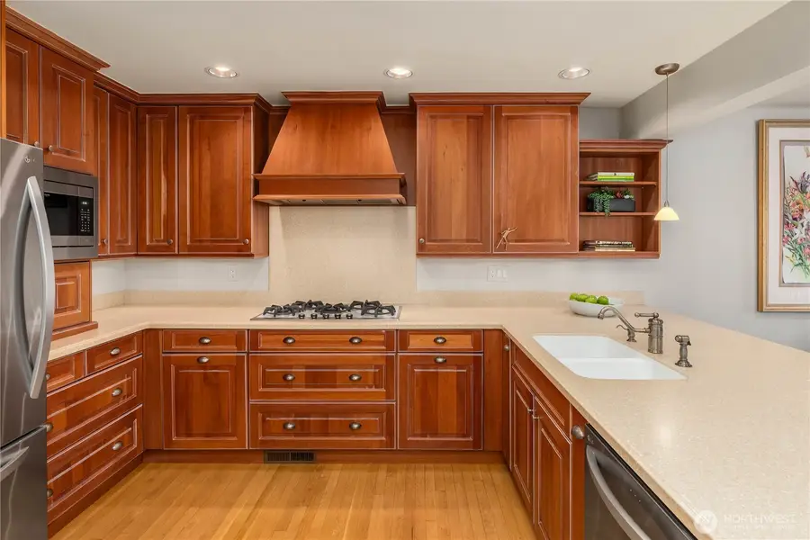 1708 Bellevue Way Ne, Bellevue, WA 98004 - #3