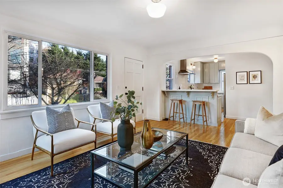 8319 16th Avenue Nw, Seattle, WA 98117 - Image #3