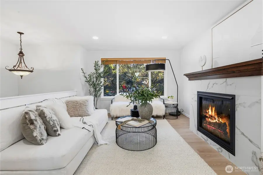 9211 NE 136th Pl, Kirkland, WA 98034 - Image #3