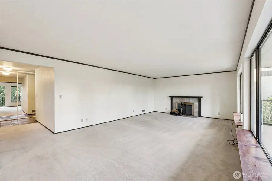 17918 23rd Lane Ne #F201, Shoreline, WA 98155 - #3