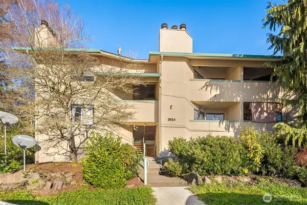 3024 NE 143rd Street #103, Seattle, WA 98125