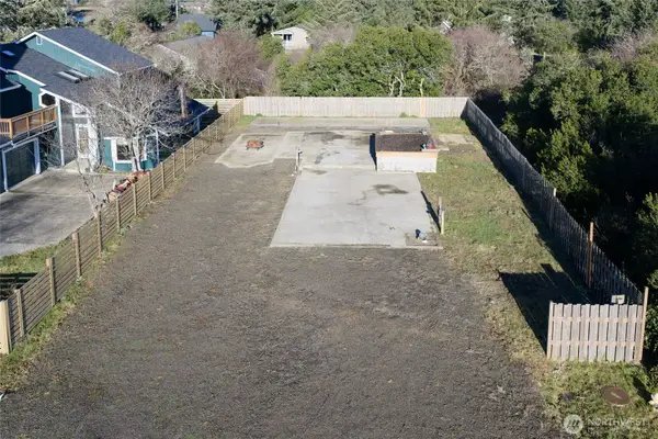 834 Whale Court Sw #36, Ocean Shores, WA 98569