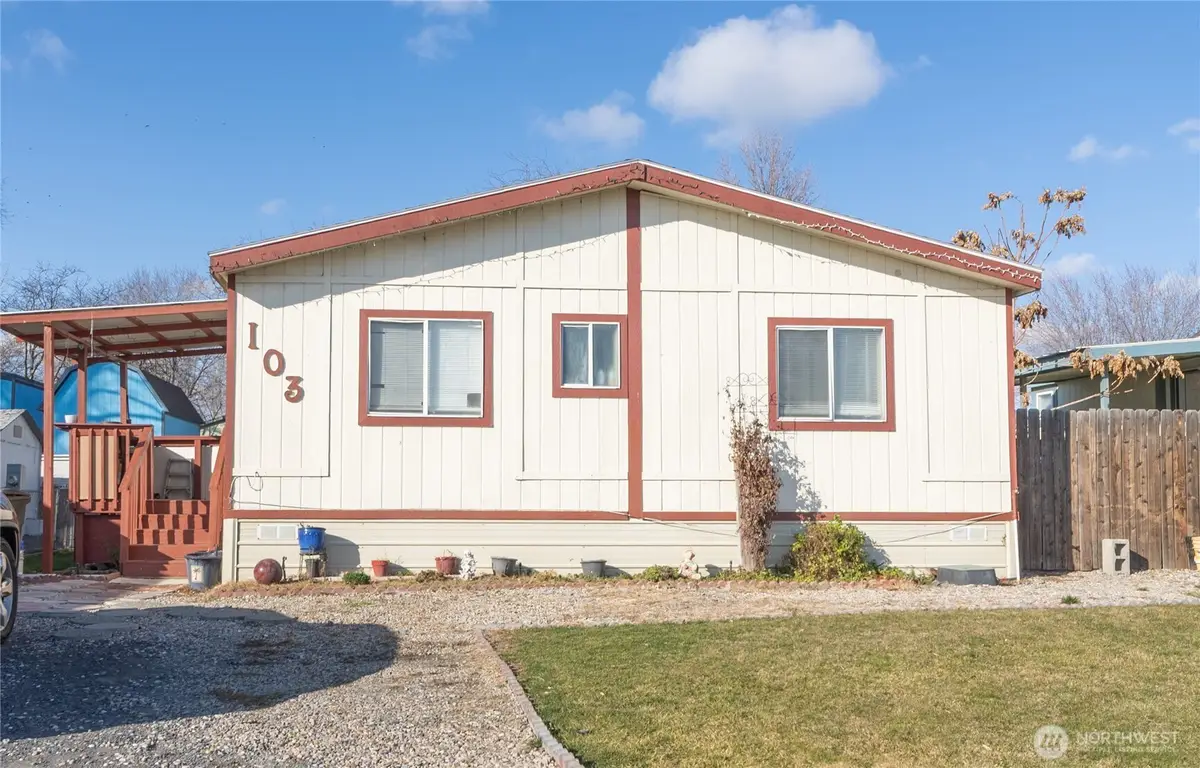 3010 W Peninsula Drive #103, Moses Lake, WA 98837 - #1