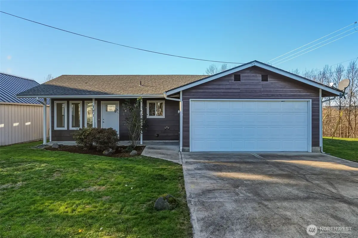 771 NE Mcbride Court, Castle Rock, WA 98611 - Image #1