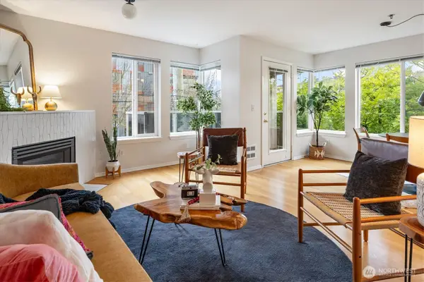 2024 NW 57th Street #201, Seattle, WA 98107