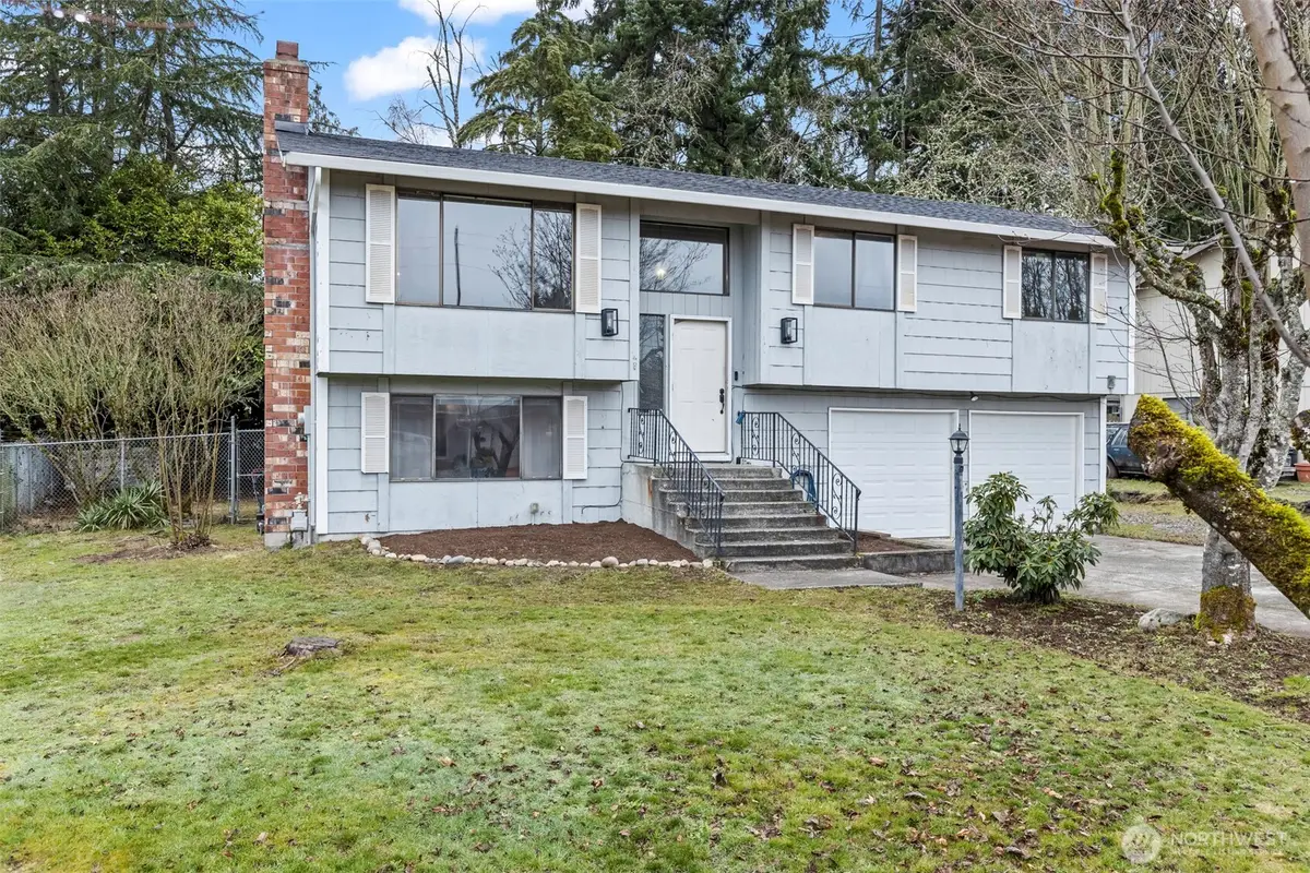 10329 99th Street Sw, Tacoma, WA 98498 - Image #1