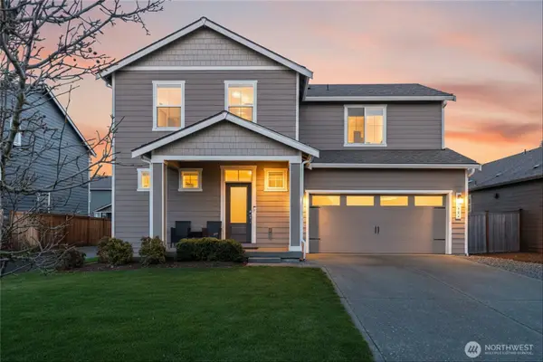 603 Bondgard Avenue E, Enumclaw, WA 98022