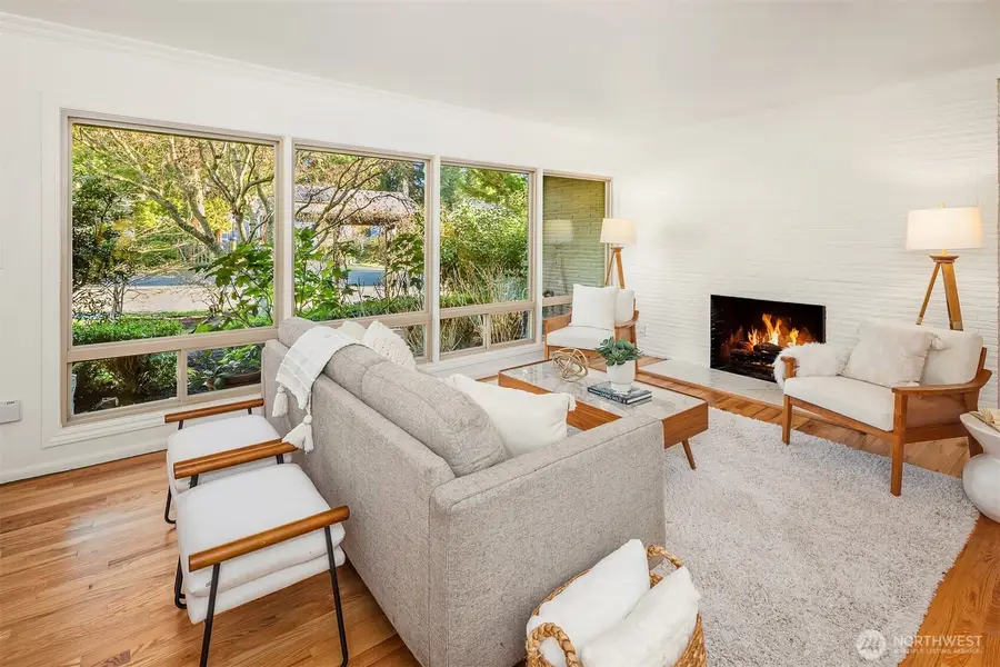 10743 14th Avenue Ne, Seattle, WA 98125 - Image #3