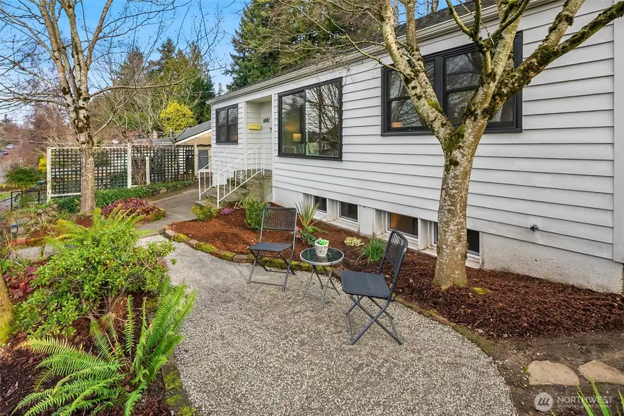 6842 28th Avenue Ne, Seattle, WA 98115 - Image #2