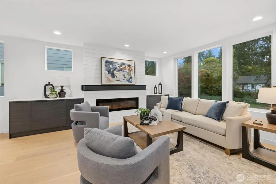 12011 36th Avenue Ne, Seattle, WA 98125 - Image #3