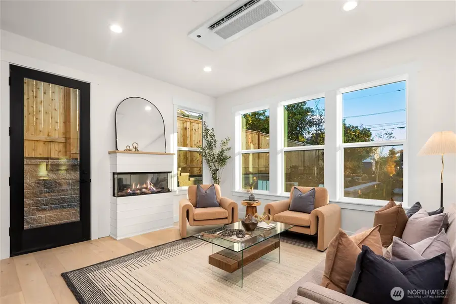 636 11th Avenue, Kirkland, WA 98033 - #3