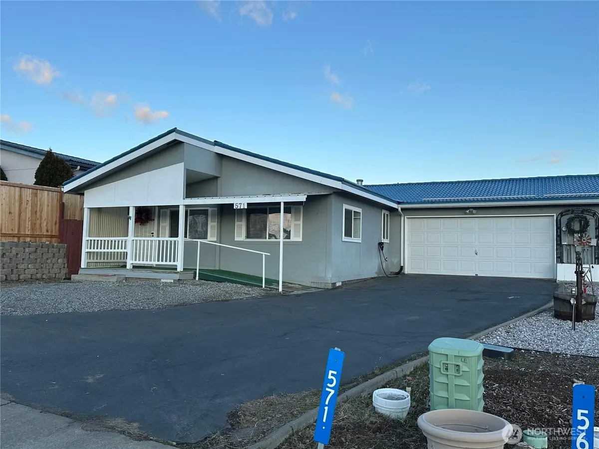 571 Morning View Circle, East Wenatchee, WA 98802 - #1