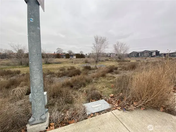 74 N Central Drive, Moses Lake, WA 98837