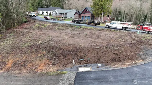 275 Livingston Heights Drive, Longview, WA 98632