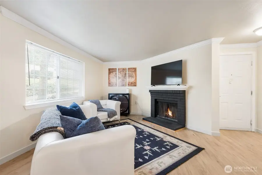 23410 18th Ave S #G101, Des Moines, WA 98198 - Image #3