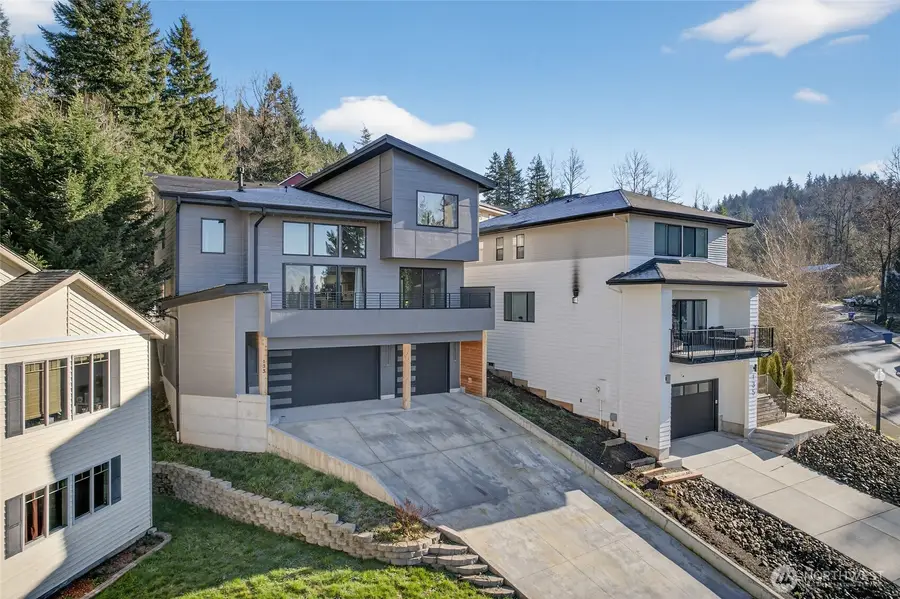 133 Cedar Falls Drive, Kelso, WA 98626 - Image #2