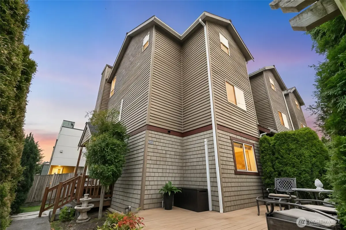 2906 5th Avenue W, Seattle, WA 98119 - #1