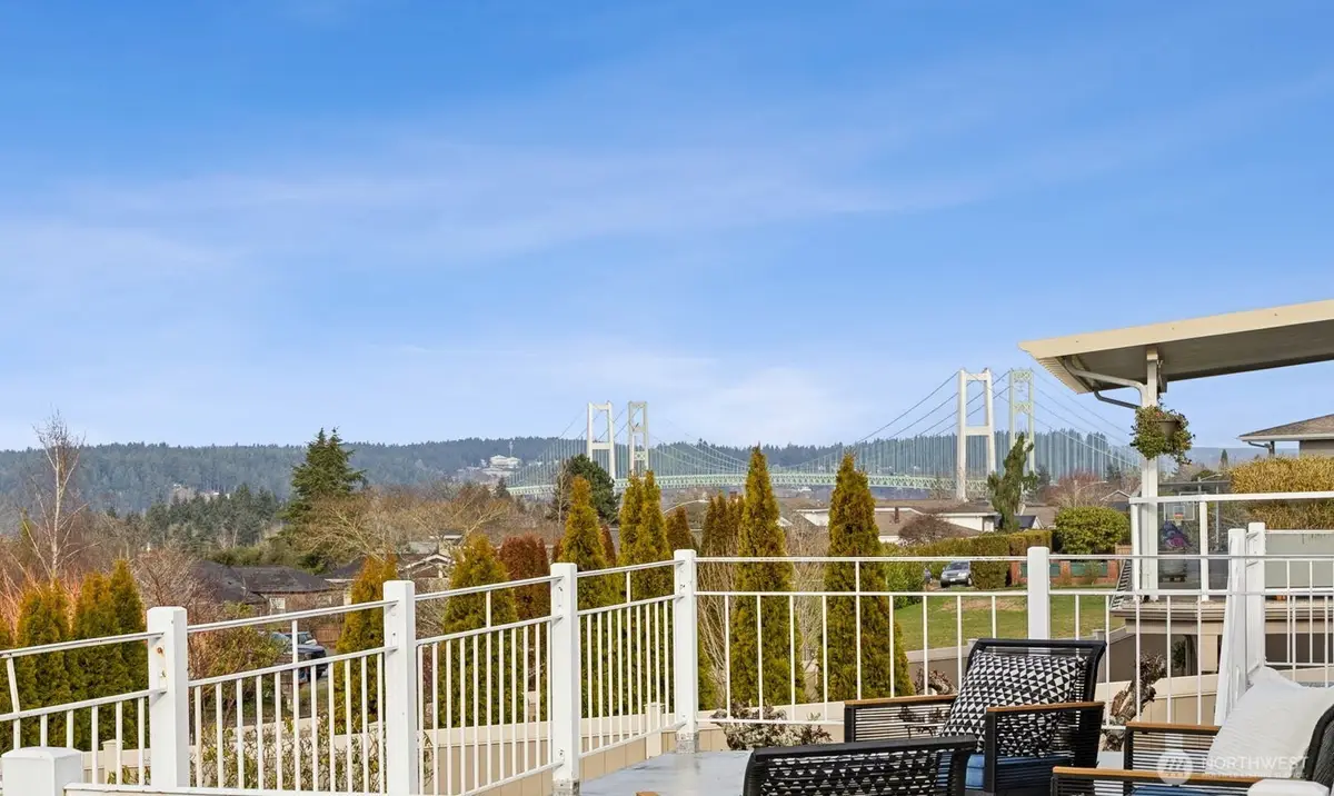 1510 Ventura Drive, Tacoma, WA 98465 - Image #1