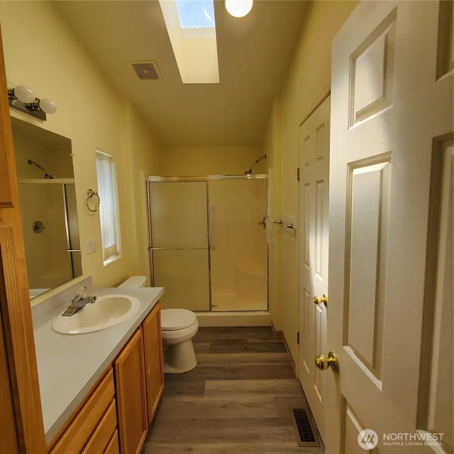 526 Monterey Drive, East Wenatchee, WA 98802 - #2