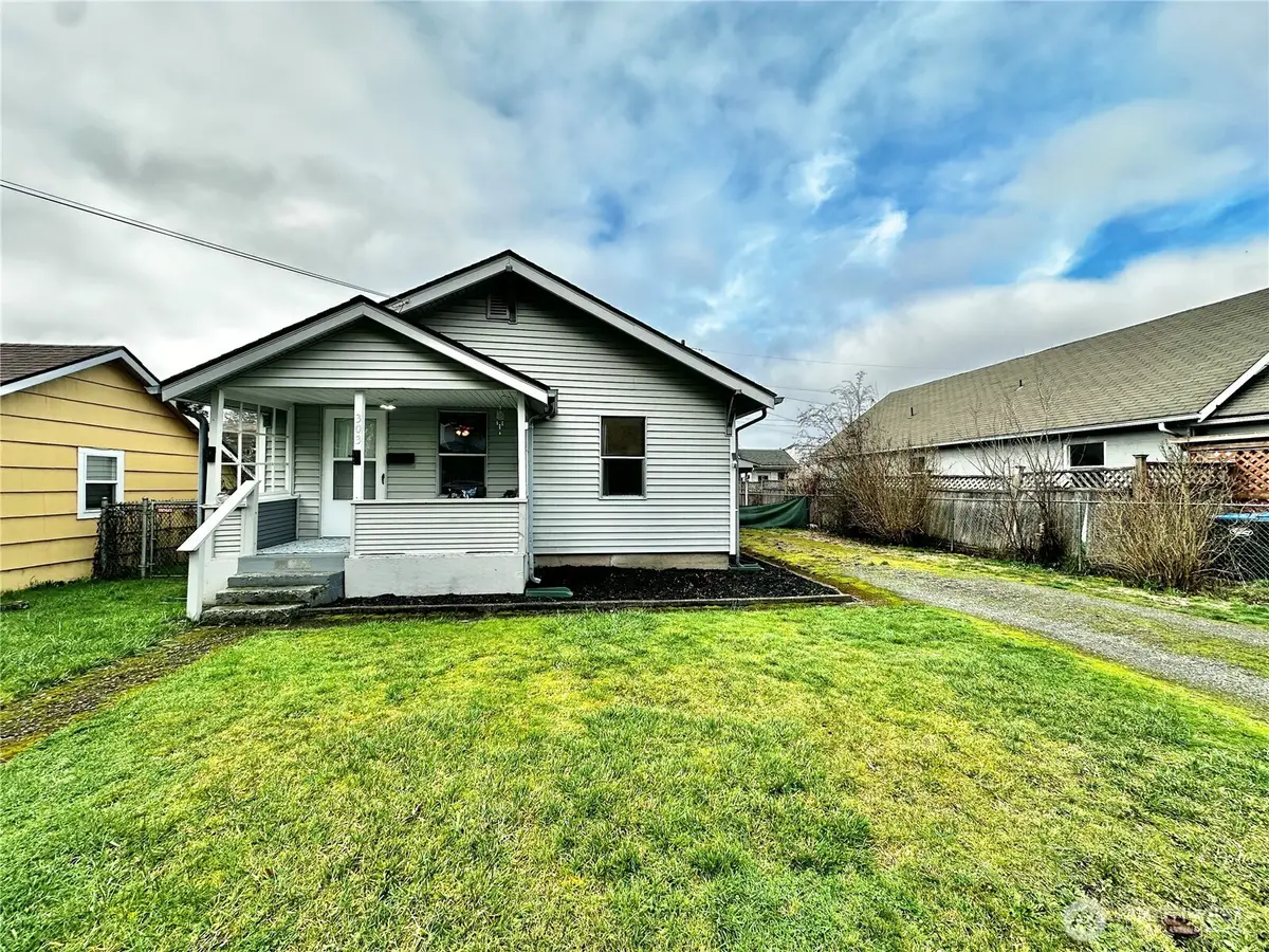 303 S Buckner Street, Centralia, WA 98531 - #1