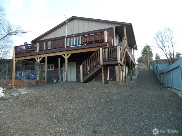 311 Tonasket Avenue, Tonasket, WA 98855