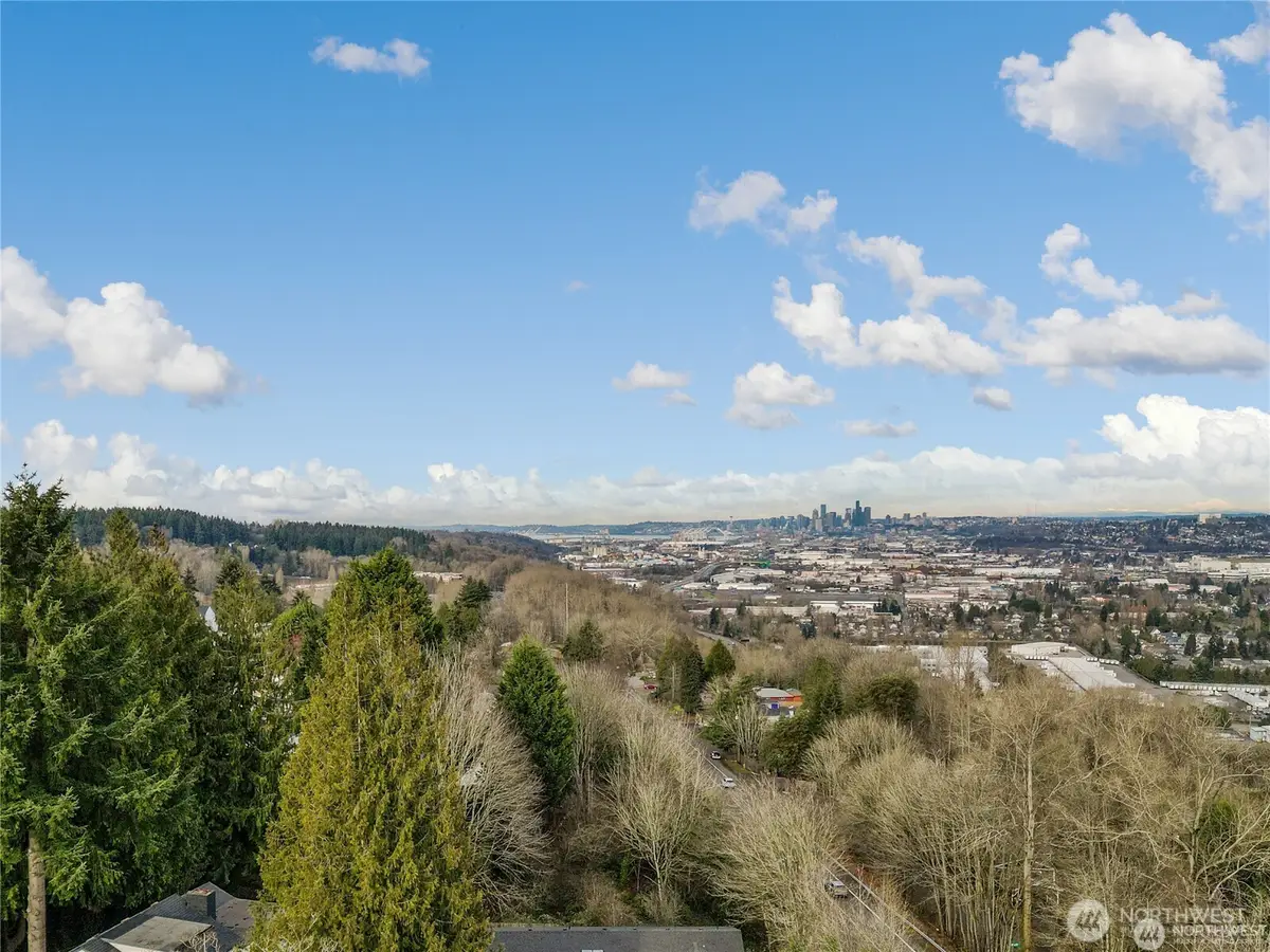 10301 Myers Way S, Seattle, WA 98168 - #1