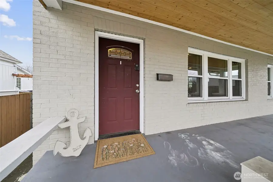 413 2nd Street Ne, Puyallup, WA 98372 - Image #2